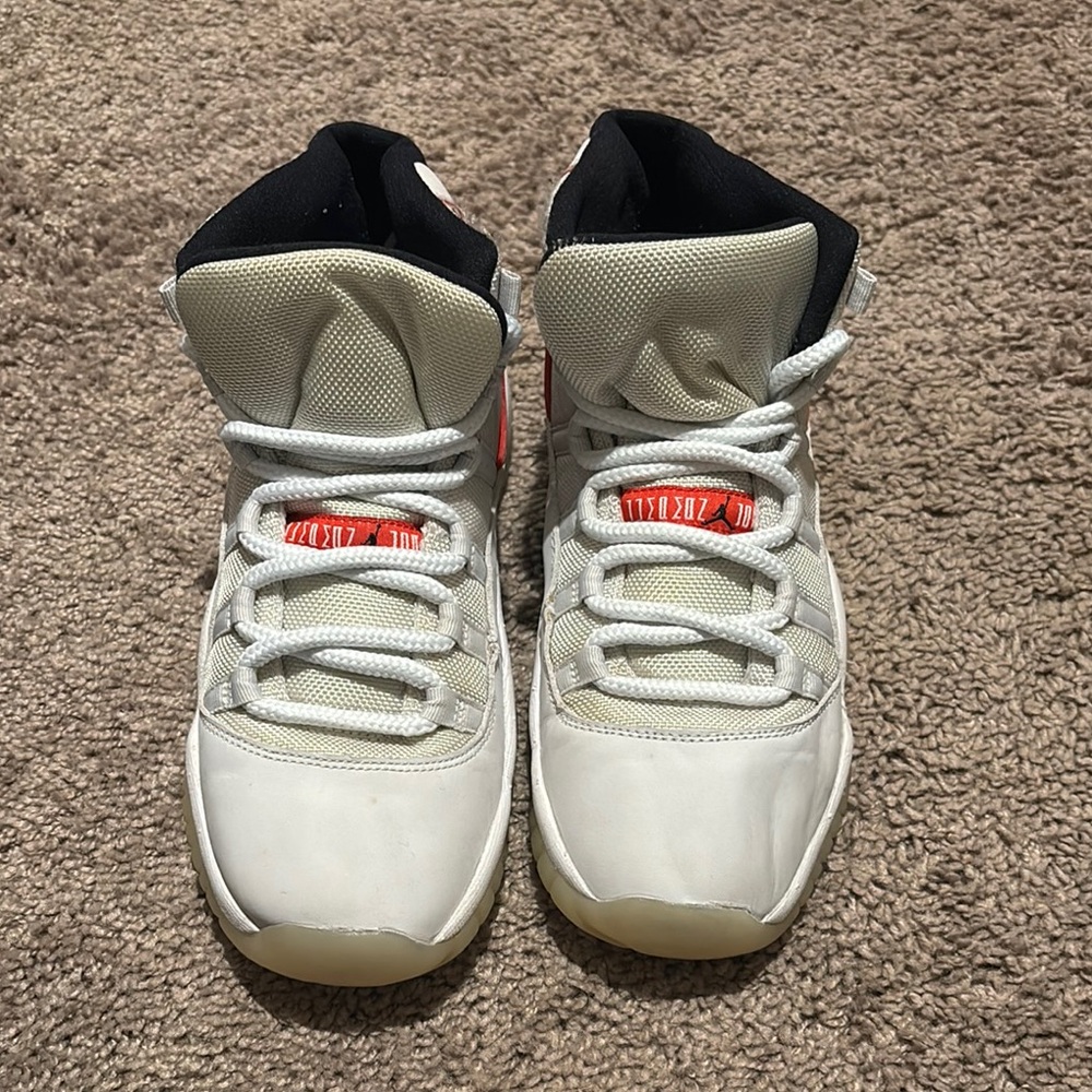 Air Jordan 11 retro Platinum sneakers
